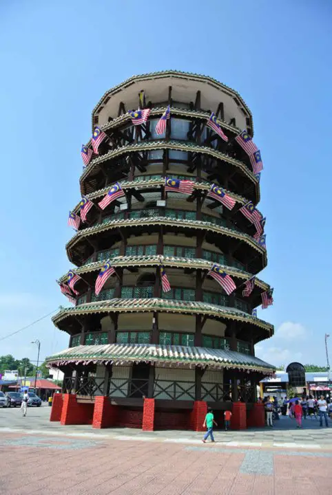 Leaning tower of Teluk Intan during Melaka - an attraction you can include in to an Ipoh road trip - see the full list of Ipoh trips on www.travelswithsun.com